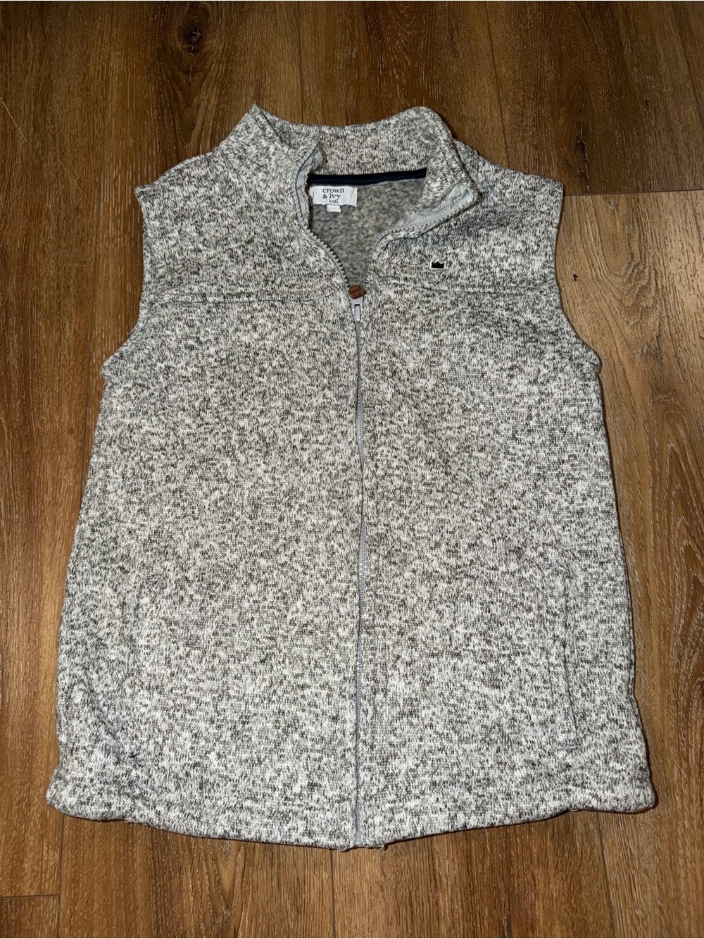 crown & ivy Gray Marled Full-Zip Sweater Vest